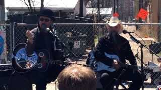 Duo de Twang performs Amos Moses by Jerry Reed at the SouthBites trailer park for SXSW 2014