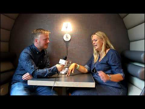 Esther Hart - One More Night (The Netherlands Eurovision 2003) / interview at EuroStarz