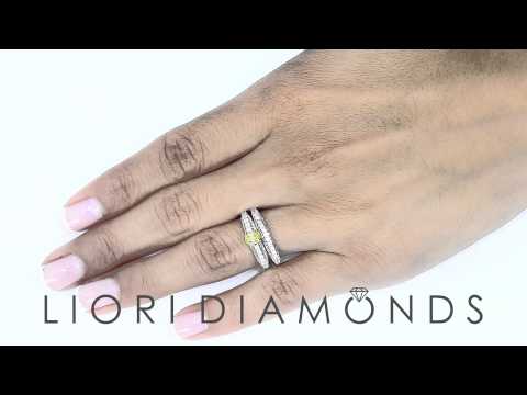 FD-154 - 0.72 Carat Fancy Yellow Oval Cut Diamond Engagement Ring & Wedding Band Set 18k