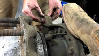 How to service drum air brakes