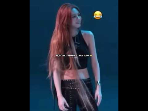 Funniest idol ever I stand by it 😭 #itzy #midzy #chaeryeong #yuna #ryujin #yeji #lia