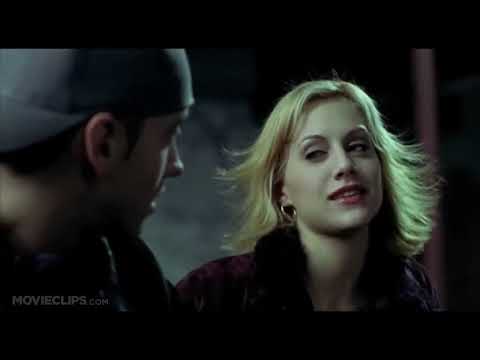 Final battle flashes from the 8 Mile trailer, crowd and mic close-ups