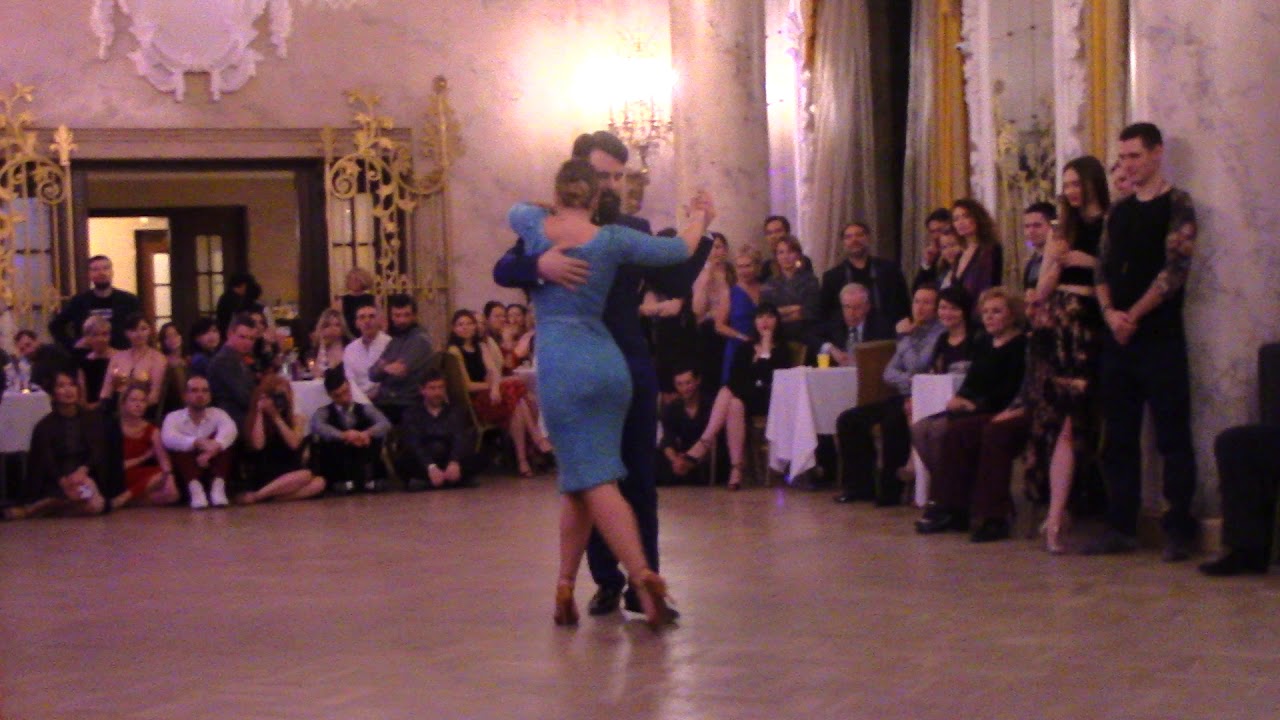 Maja Petrović  & Marko Miljević  - "Bajo un ciello de estrellas" - Caló/Podestá - 3/4 (Vals)