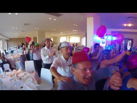 Animazione Divertente Matrimoni con Gadget  - Convivium Vasto - Francesco Barattucci Showman