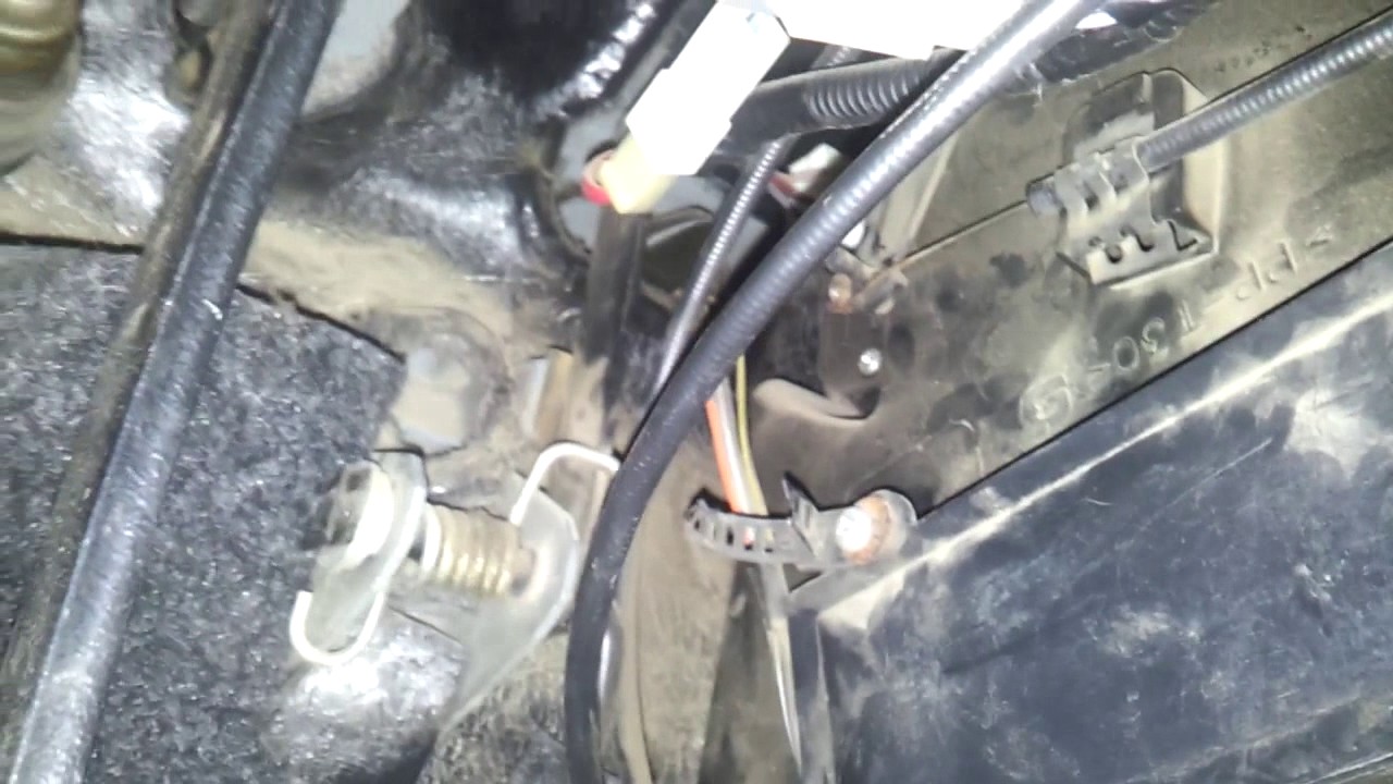 как поменять тросик печки на ваз 2114