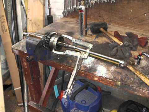 Land Rover Series 3 Gearbox Rebuild   Part 9