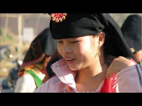 Thể hiện bởi Lê Dung