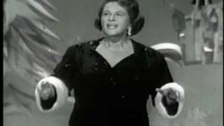 KATE SMITH sings CHRISTMAS EVE IN MY HOME TOWN