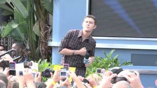 Scotty McCreery sings &quot;I Love You This Big&quot; at Disney World American Idol