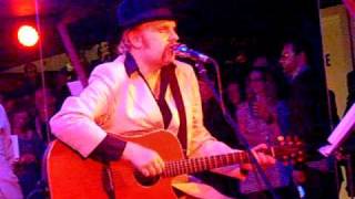 Luke Haines sings &#39;Death of Sarah Lucas&#39;/ &#39;Early Years&#39;  19 January 2011