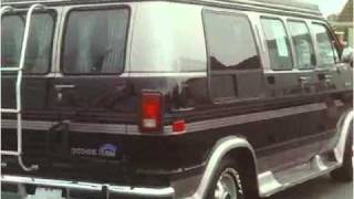 preview picture of video '1992 Dodge Ram Van available from Warren and Associates Auto'