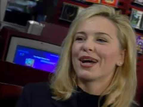 Net Cafe: Voyeurism Online (1998)