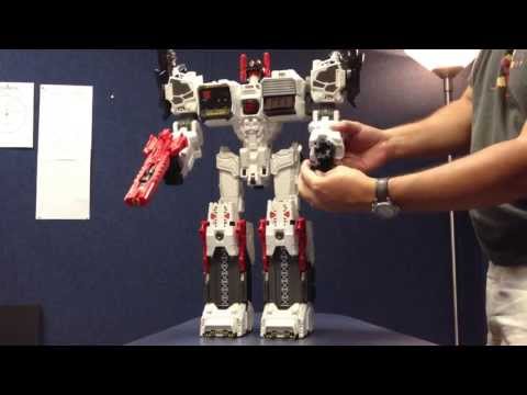 Transformers Titan Class - METROPLEX