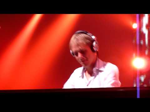 Armin Only 2010 'Use Somebody' HD