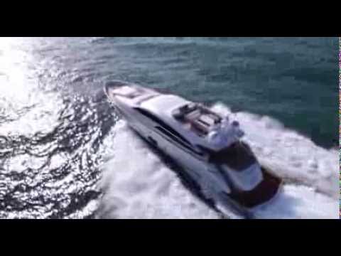 Luxury Yacht - Pershing 92