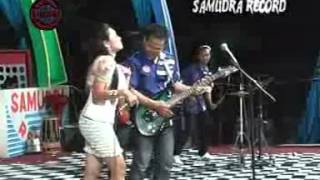 Download lagu Kebelet 2-Deviana Safara Ft Deni Sonata 100%karaoke mp3 Download lagu Kebelet 2-Deviana Safara Ft Deni Sonata 100%karaoke mp3