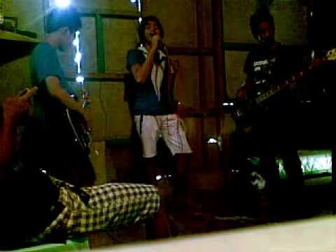 ToDoL_diA_bY:kAlAwIsIk Ban!_ChavaCano muSic!