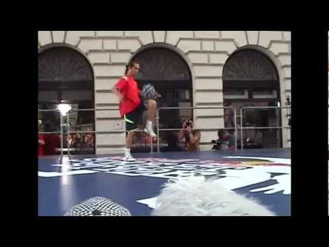 Alexandru "AL" Stan Freestyle Football Prima runda la RedBull Street Style Romania 2012