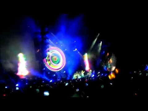 Coldplay - Hurts Like Heaven (Live in Turin - 24 May 2012)