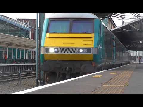 Trains at Chester Station - 17/02/2017