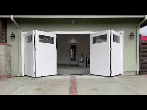 Automatic bifold garage door