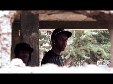 download lagu mp3 mp4 Bang Bang Studio, download mp3 Bang Bang Studio free downloadn, video klip Bang Bang Studio