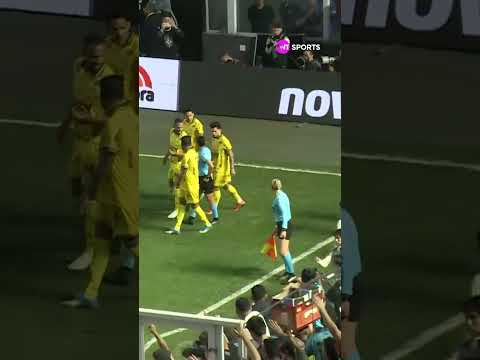 VERMELHO EM LANCE COM NEYMAR! O DEFENSOR DEU MOLE E FEZ FALTA POR TRÁS SENDO ÚLTIMO HOMEM #shorts