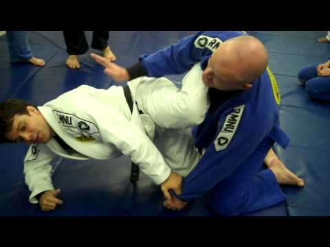 93 Guard Sweep to Arm Bar - Robson Moura