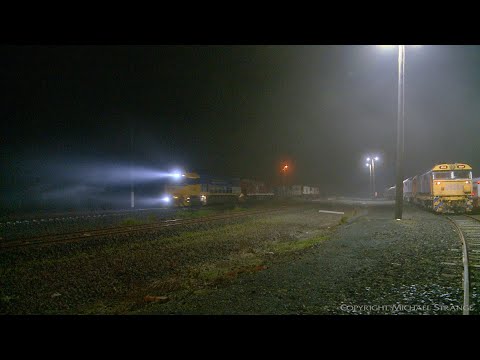 2MP5 Pacific National Freight Train In Fog - PoathTV Australian Railways