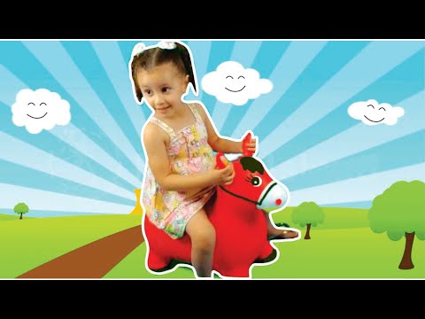 Upa Cavalinho -  Clipe Música Infantil | Bia e Henry Kids