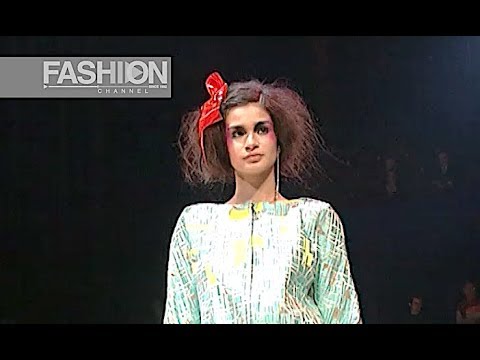 CHRISTIAN LACROIX Fall 2000 Paris - Fashion Channel