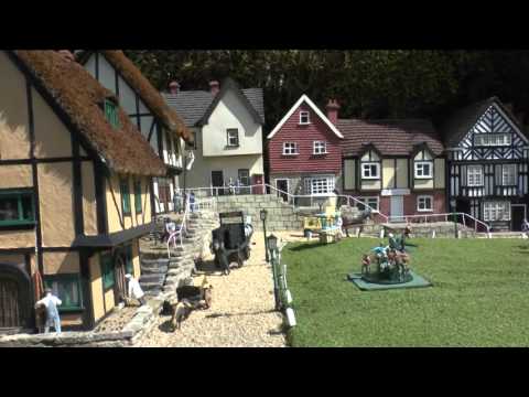 Bekonscot Model Village    May 2016