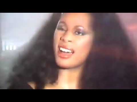 BORN TO LOVE (CLAUDIA BARRY) SUBTITULADO EN ESPAÑOL (EXTENDED 12" VERSION ) DJ VEGA (HIGH ENERGY)