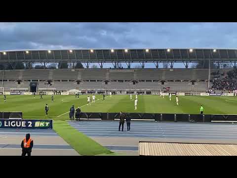 Paris FC - S.C Bastia coup d’envois stade Charléty