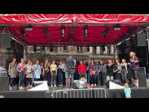 Dresdner Kneipenchor singt: Ein Bier kann ein neuer Anfang sein #BSN Kulturbühne 2024