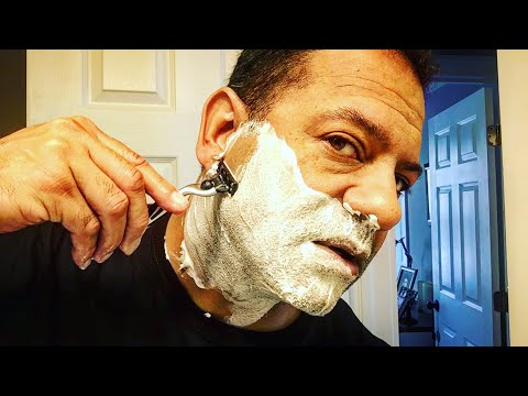 Gillette Mach3 v. Gillette Fusion5 | #ShaveWars