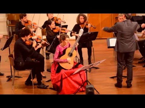 Leo Brouwer Tres Danzas Concertantes, Allegro, conducted by Pablo Márquez