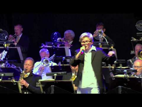 Thomas Meilstrup   It's Only A Papermoon   Tivoli 2012