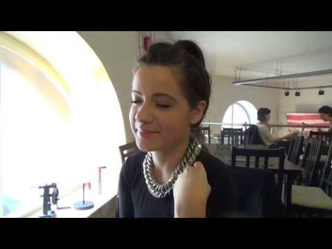 escXtra meets Gabi Knoll