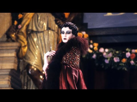 Christian Dior 1998 F/W opera garnier full show 