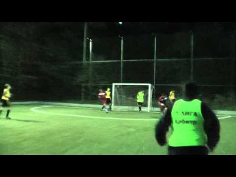 7. Random United - CLOSE-KNIT TEAM (5:1)