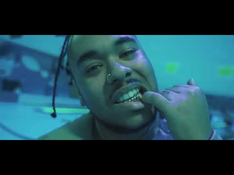 Zizzy Jr. - Grillz (Prod. Charlie Beats)