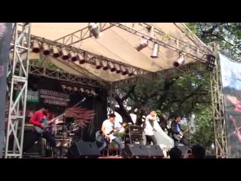 In hurricane rhythm - Tanpa batas (Live from jakcloth 7/7/1