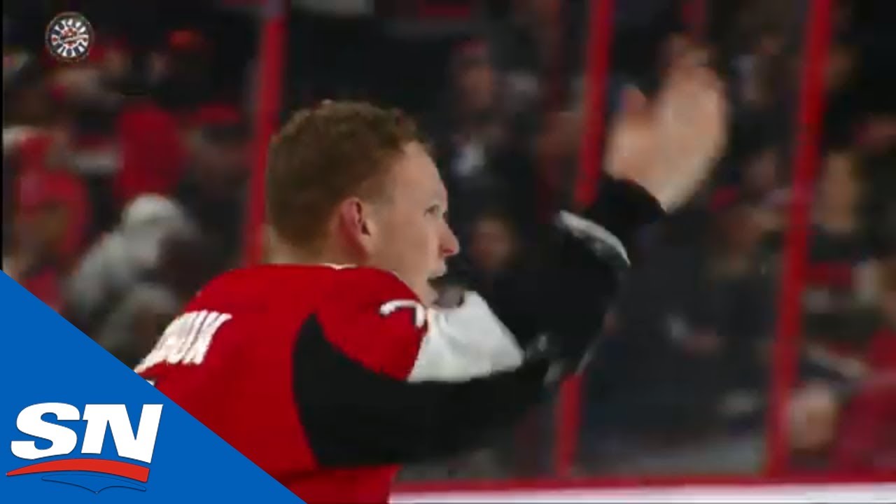 Brady Tkachuk n'a pas accepté de se faire FRAPPER..