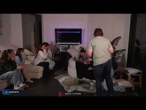 Fandy Becomes the First Streamer to Give Birth Live on Twitch #clips