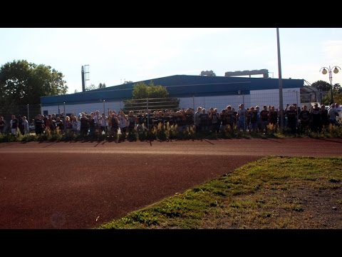 Kibice KKS u Kalisz w Ostrowie Wielkopolskim podczas meczu z Centrą (29.08.2015)