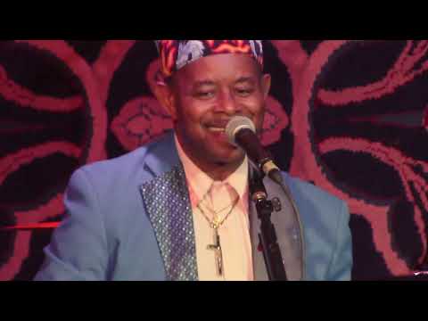 Troubled World - Lil' Ed & the Blues Imperials