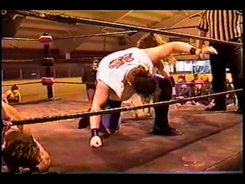 "The Man Whore" Flexx Falcone vs Lincoln Steen vs Scott Savage - April 2002