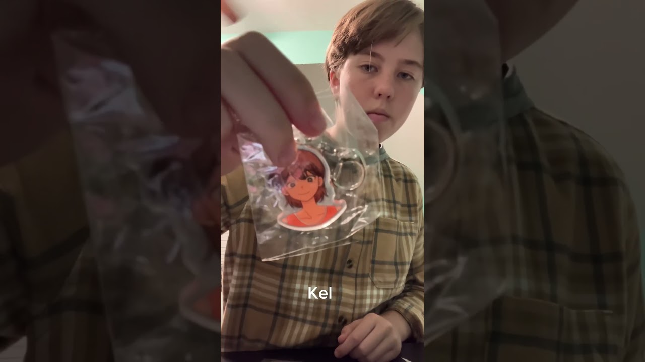 Omori keychain unboxing #omori #unboxing #Finalduet #omorimemes