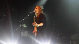 New model army   Stormclouds, White coats 26 oct 2016 - Estrasburgo.